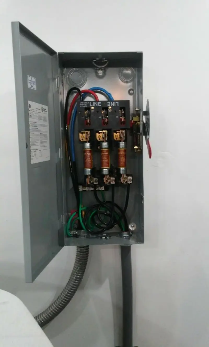 Three-phase disconnect switch installed for Smoke Detector Installation in Sandy Springs